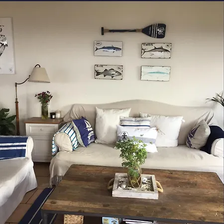 Sunny Costa Brava Getaway Apartment Santa Cristina d'Aro